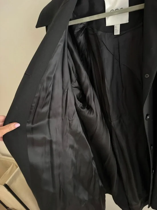 COS Black Midi Coat with Oversized Fit - Picture 4 of 4